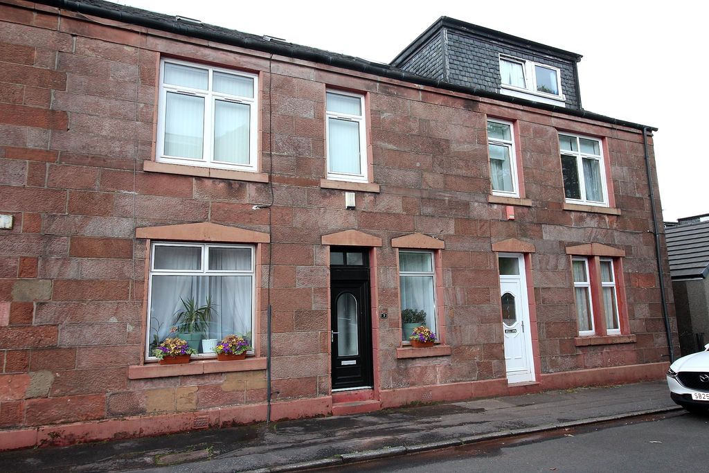 2 bed flat for saleGrange Place, Alexandria G83