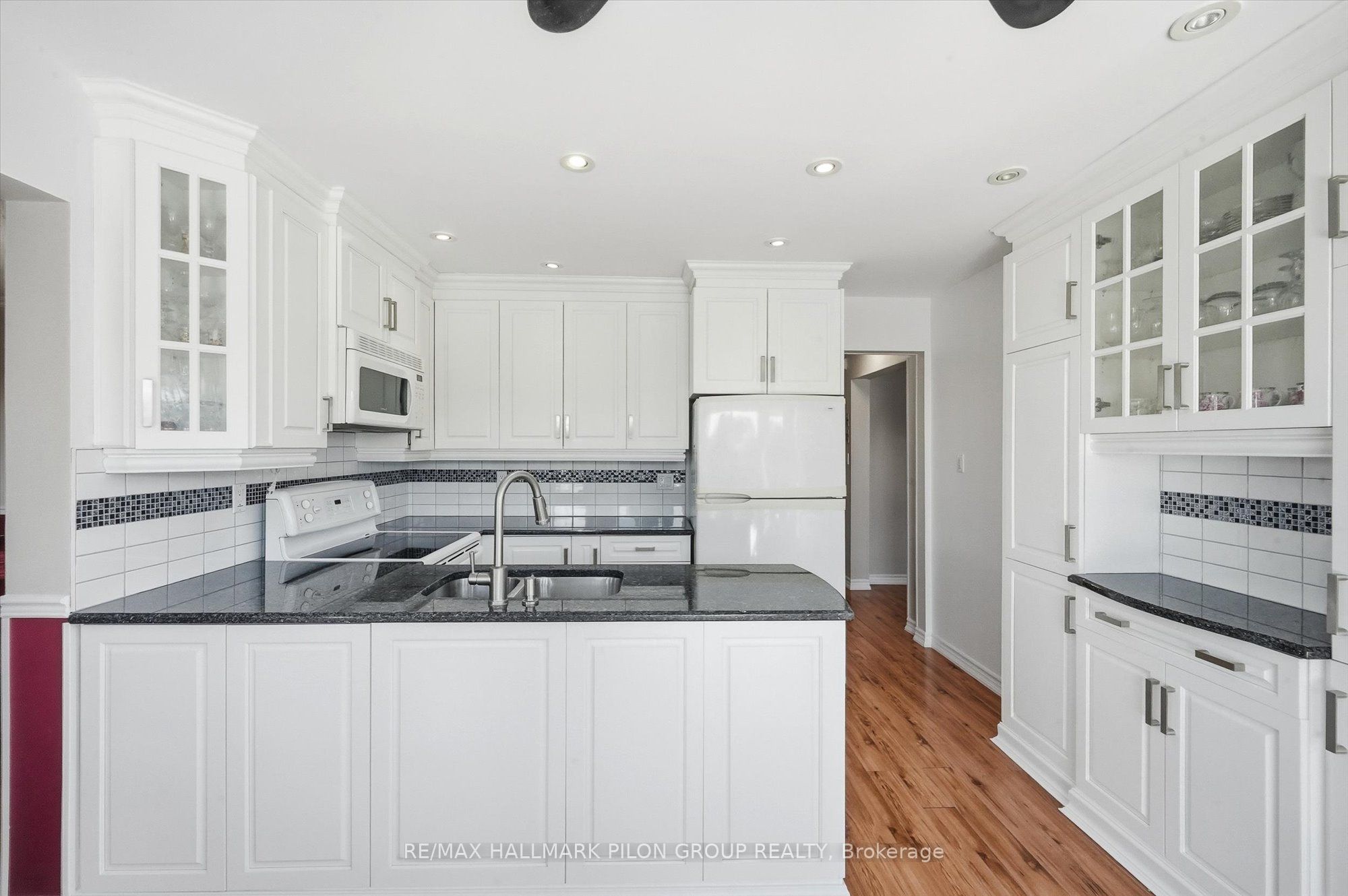Additional image 4 of 1354 Mountainside Crescent, Ottawa, ON, K1E 3G5
