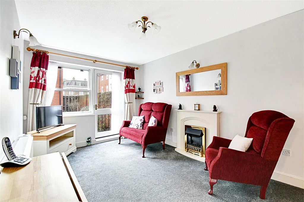 Additional image 7 of 2 bed property for saleChauncy Court, Hertford SG14