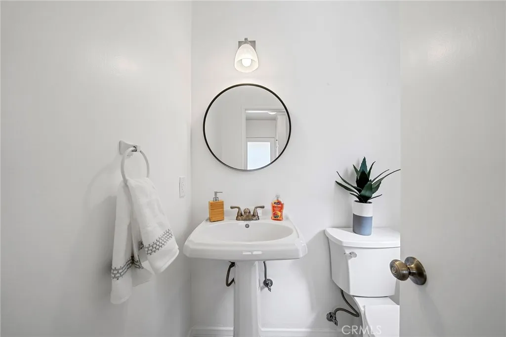 Additional image 66 of 678 W Highland Ave, Sierra Madre, CA 91024