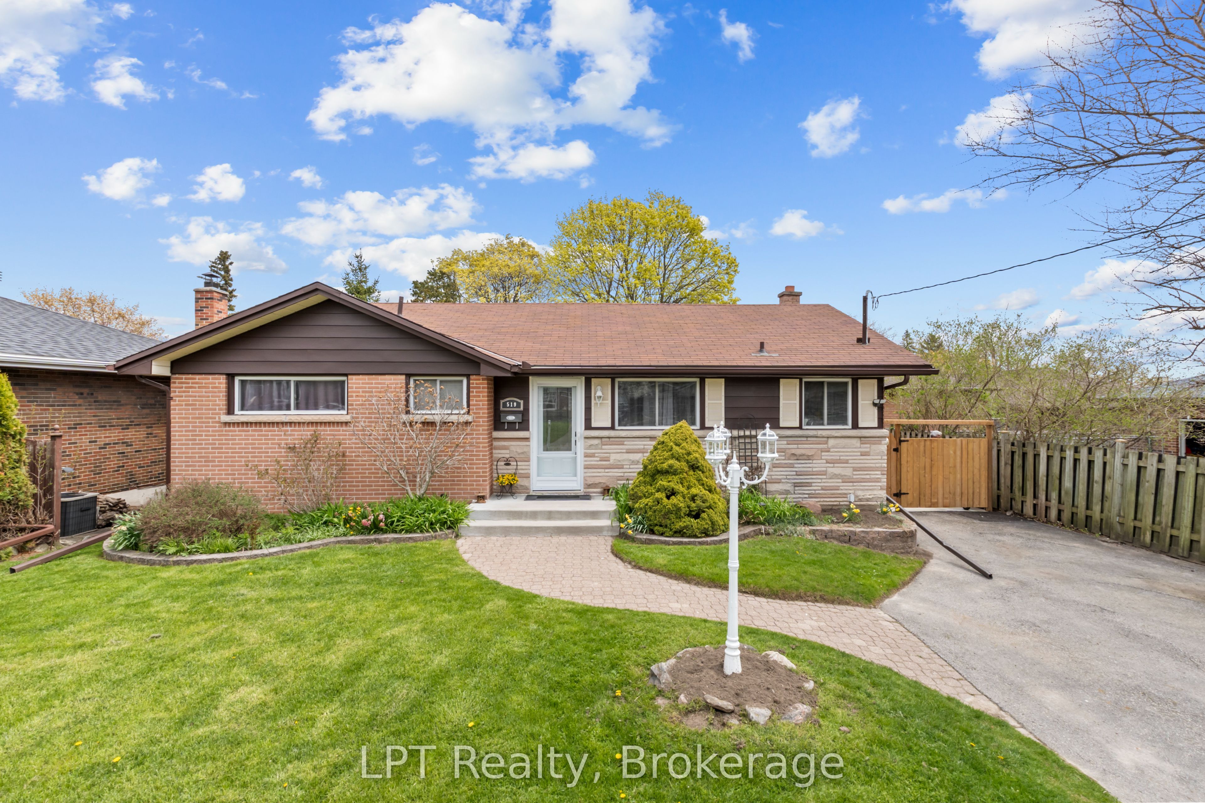 519 Rosmere Street, Oshawa, ON, L1J 5H5