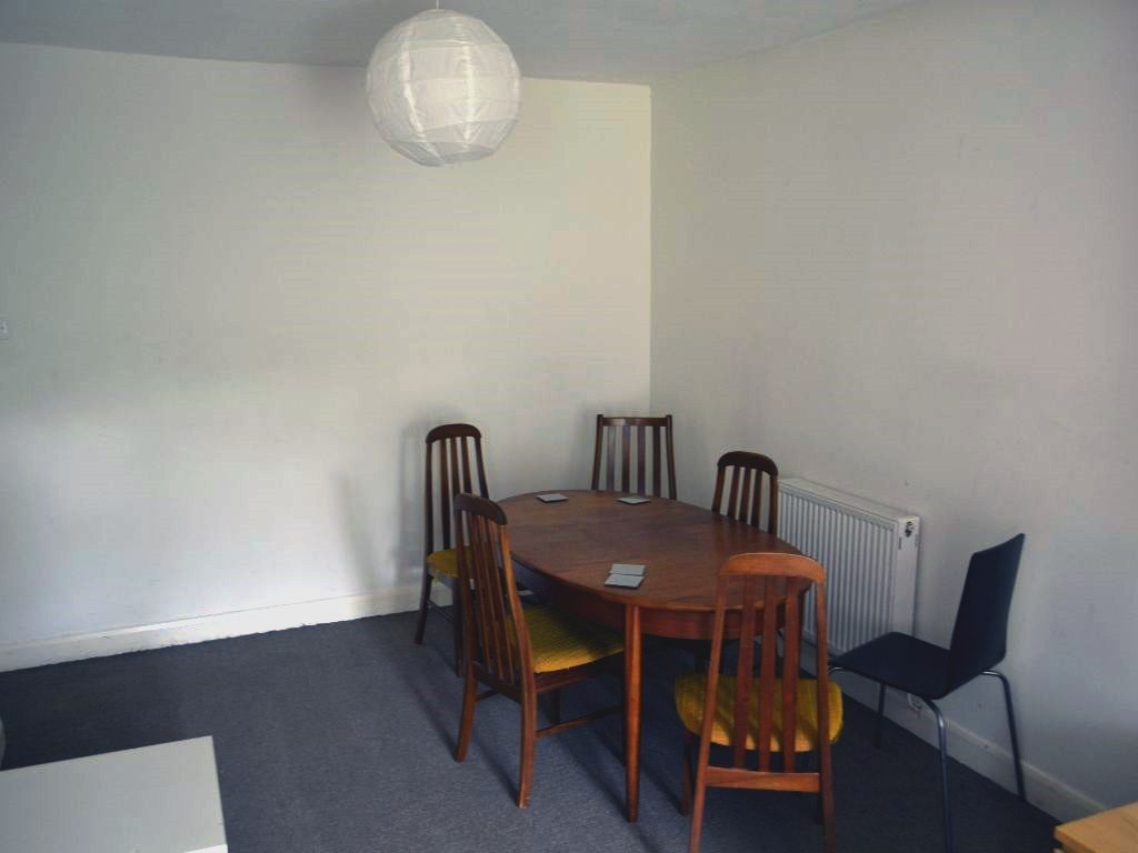 Additional image 2 of 6 bed semi-detached house to rentSouthlea Avenue, Leamington Spa CV31