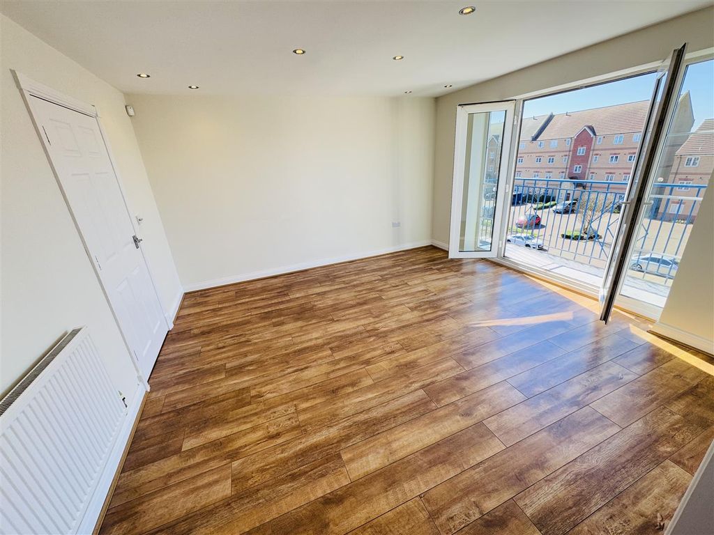 Additional image 3 of 2 bed flat to rentSandpiper House, Fleet Avenue, Hartlepool TS24