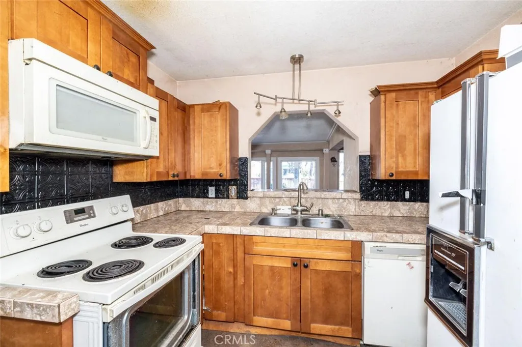 Additional image 13 of 12631 Shoreview Dr, Clearlake Oaks, CA 95423