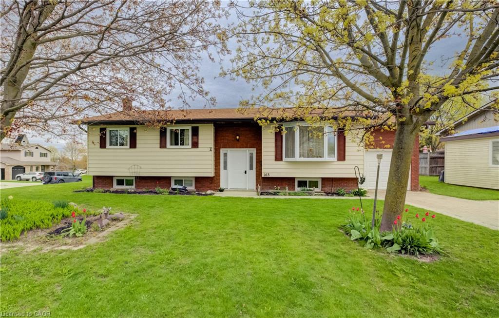 163 13th A Avenue, Hanover, ON, N4N 3P5