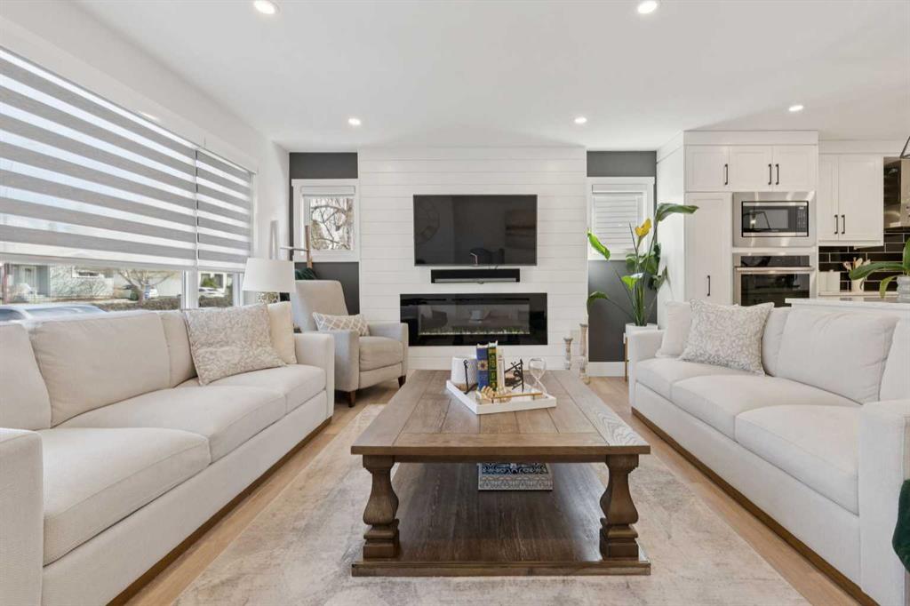 Additional image 4 of 691 Brookpark Drive SW, Calgary, AB, T2W 2X2