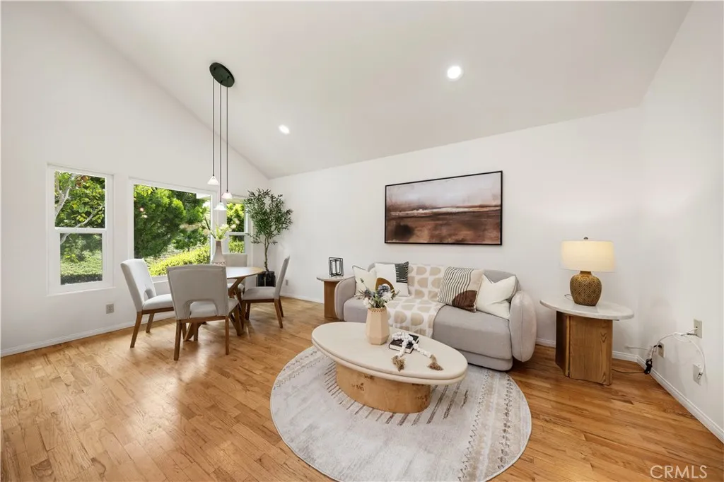 Additional image 23 of 2 Saros Unit 70, Irvine, CA 92603