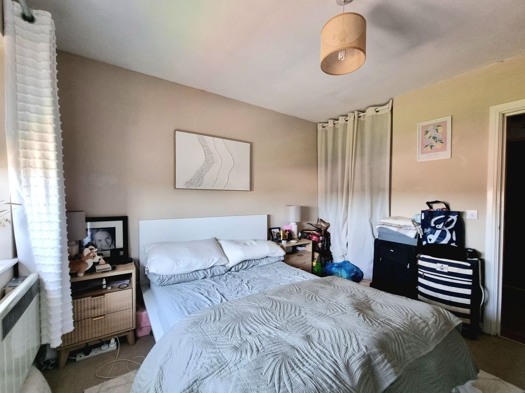 Additional image 11 of 2 bed flat for saleMaes Dewi Pritchard, Brackla CF31