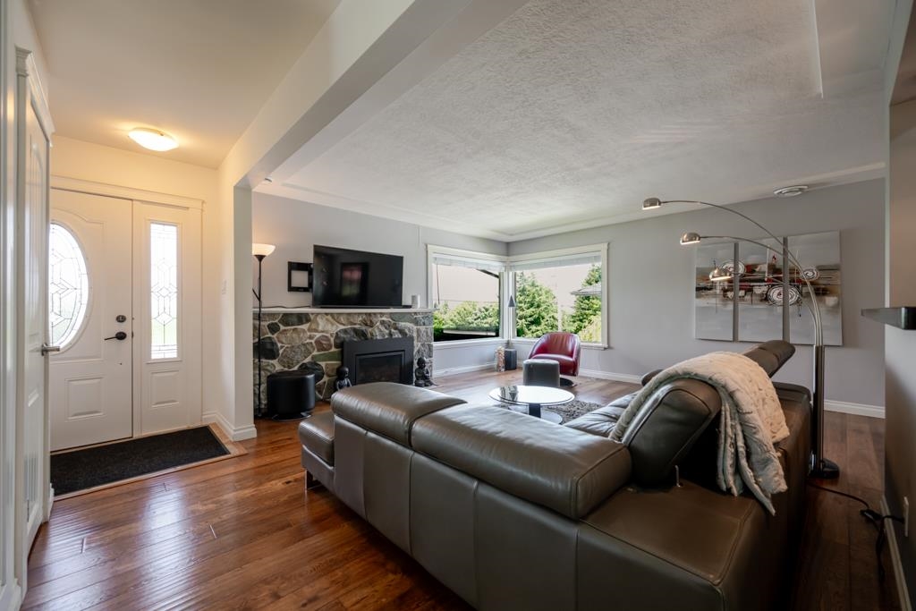 Additional image 4 of 10216 124 Street, Surrey, BC, V3V 4T3