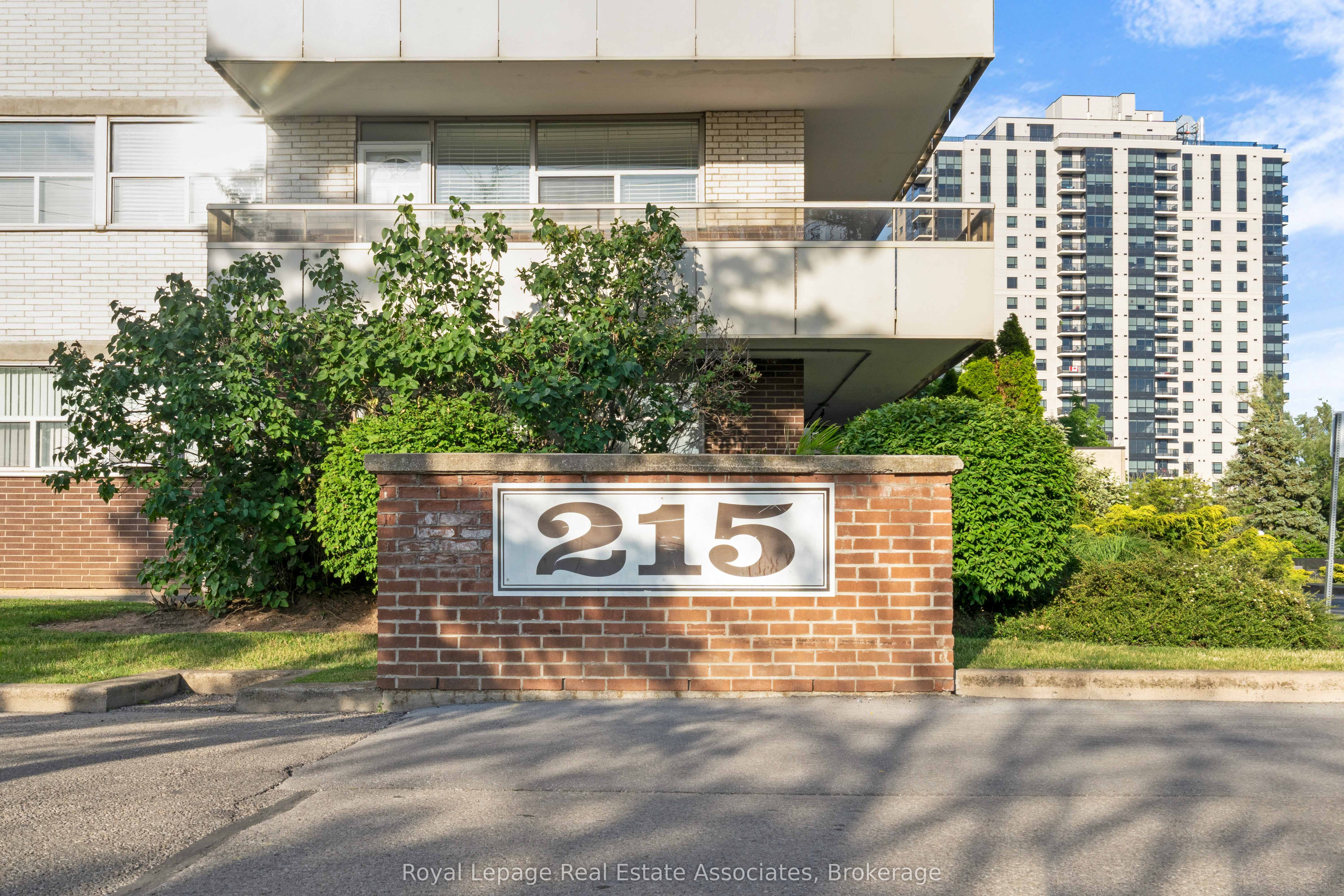 Additional image 3 of 1204-215 Glenridge Avenue, St. Catharines, ON, L2T 3J7