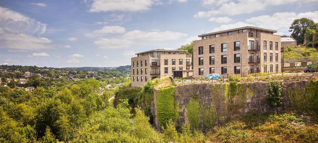 2 bed flat to rentSpa Villas, Matlock Spa, Matlock DE4 photo 2