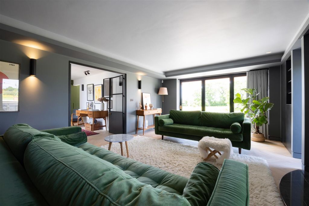 Additional image 4 of 4 bed detached house to rentManston, Sturminster Newton DT10