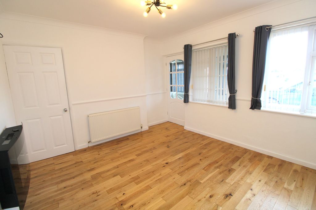 Additional image 8 of 2 bed bungalow for saleWoodside Avenue, Kinmel Bay LL18