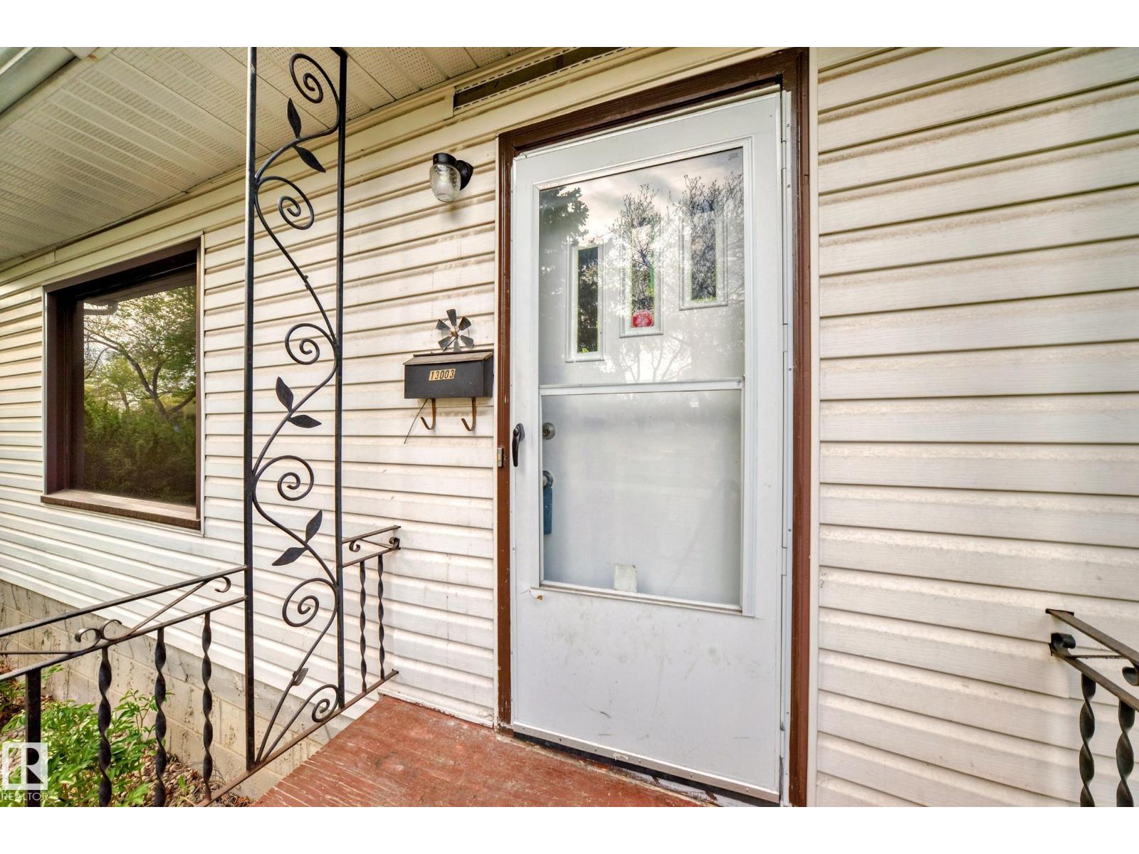 Additional image 3 of 13003 Sherbrooke Avenue NW, Edmonton, AB, T5L4E6