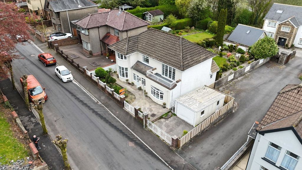 Additional image 15 of 5 bed detached house for saleHighmeade Vicarage Road, Tonypandy, Rhondda Cynon Taff CF40