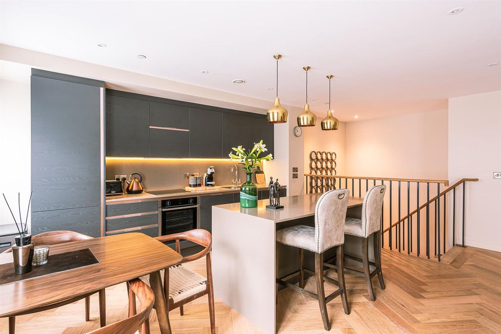 2 bed flat for sale15 Kings, Hudson Quarter, York YO1