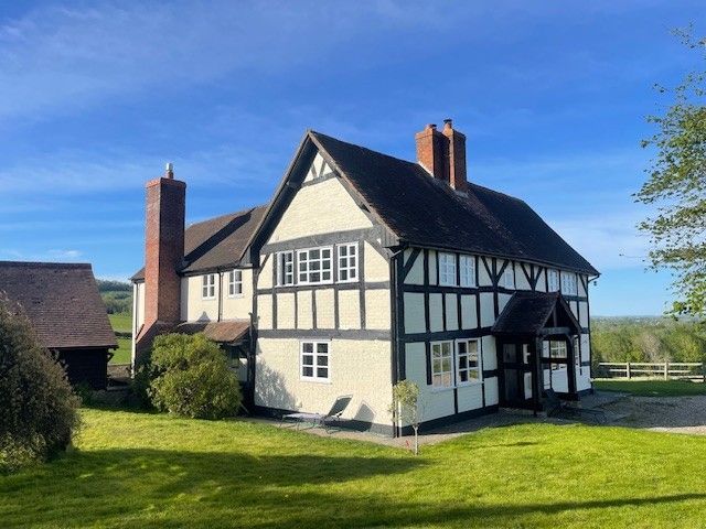 4 bed detached house to rentLittle Hall, Rushall, Ledbury HR8