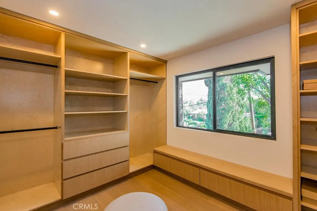 Additional image 110 of 24245 Hatteras St, Woodland Hills, CA 91367