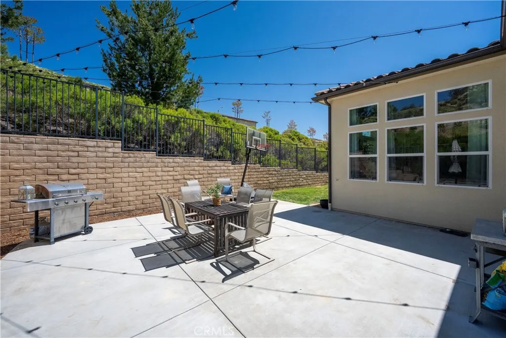 Additional image 53 of 19045 Martino Court, Saugus, CA 91350