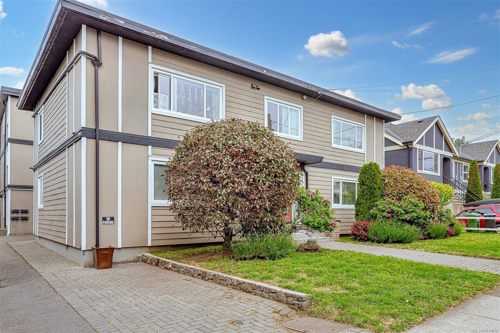 Additional image 2 of 1-5-1044 Hillside Avenue, Victoria, BC, V8T 2A5