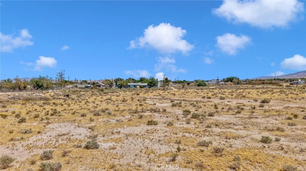 10425 Cody Rd, Lucerne Valley, CA 92356