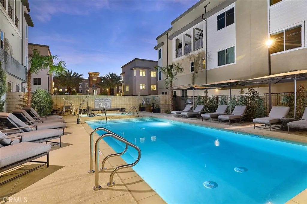 7255 Aura Circle, Huntington Beach, CA 92647