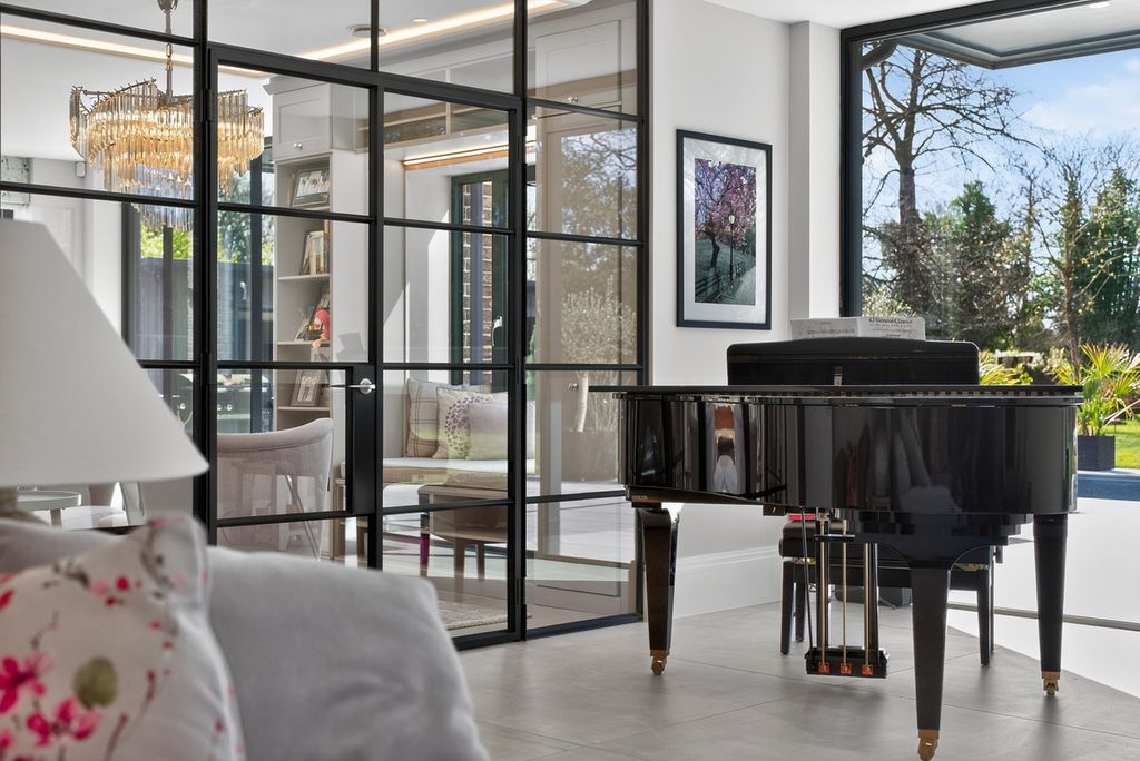 Additional image 18 of 5 bed detached house for saleDorney Reach Road Dorney Reach Maidenhead, Berkshire SL6