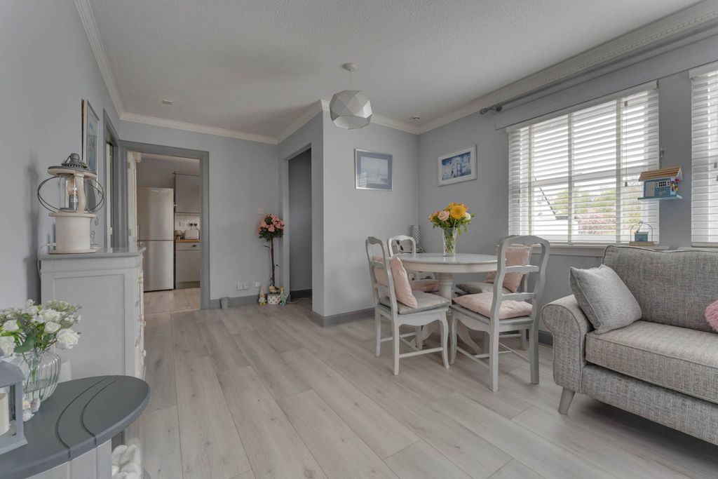 Additional image 4 of 2 bed flat for saleMarket Cross Mews, South Street, Houston PA6