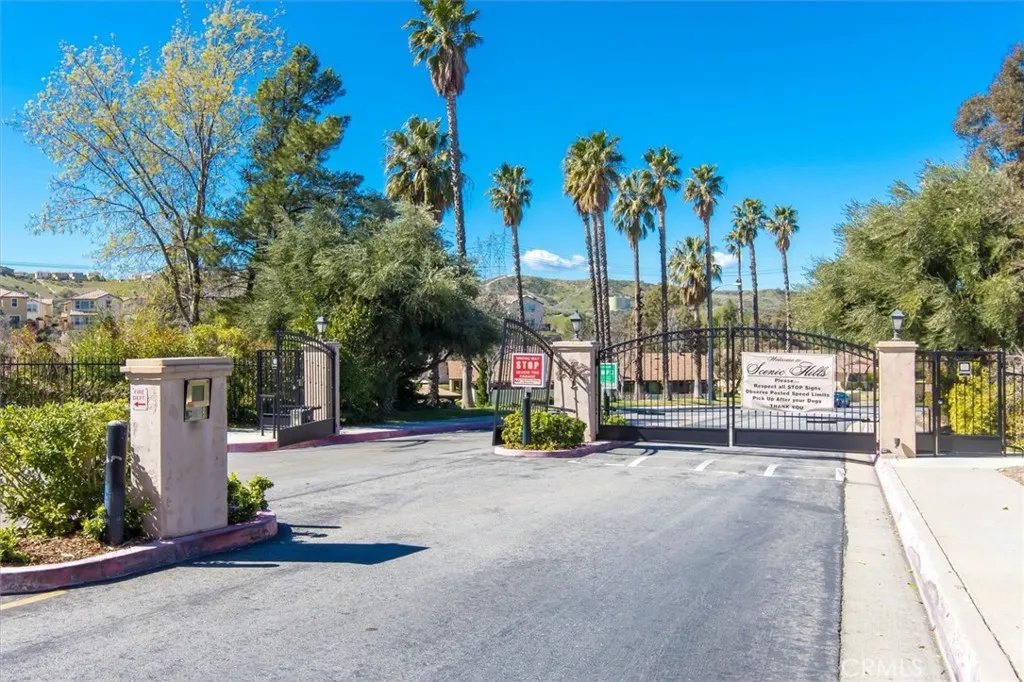 Additional image 77 of 20008 Avenue Of The Oaks, Newhall, CA 91321