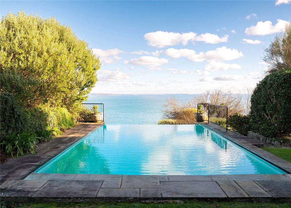 8 bed detached house for saleRaginnis Hill, Mousehole, Penzance, Cornwall TR19