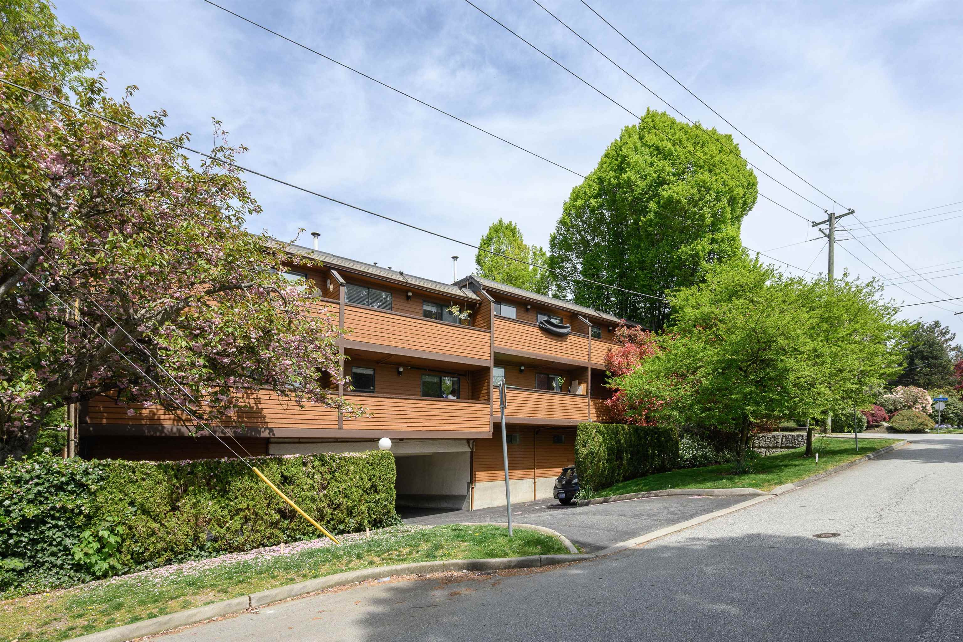 3201 Lonsdale Avenue, North Vancouver, BC, V7N 4G8