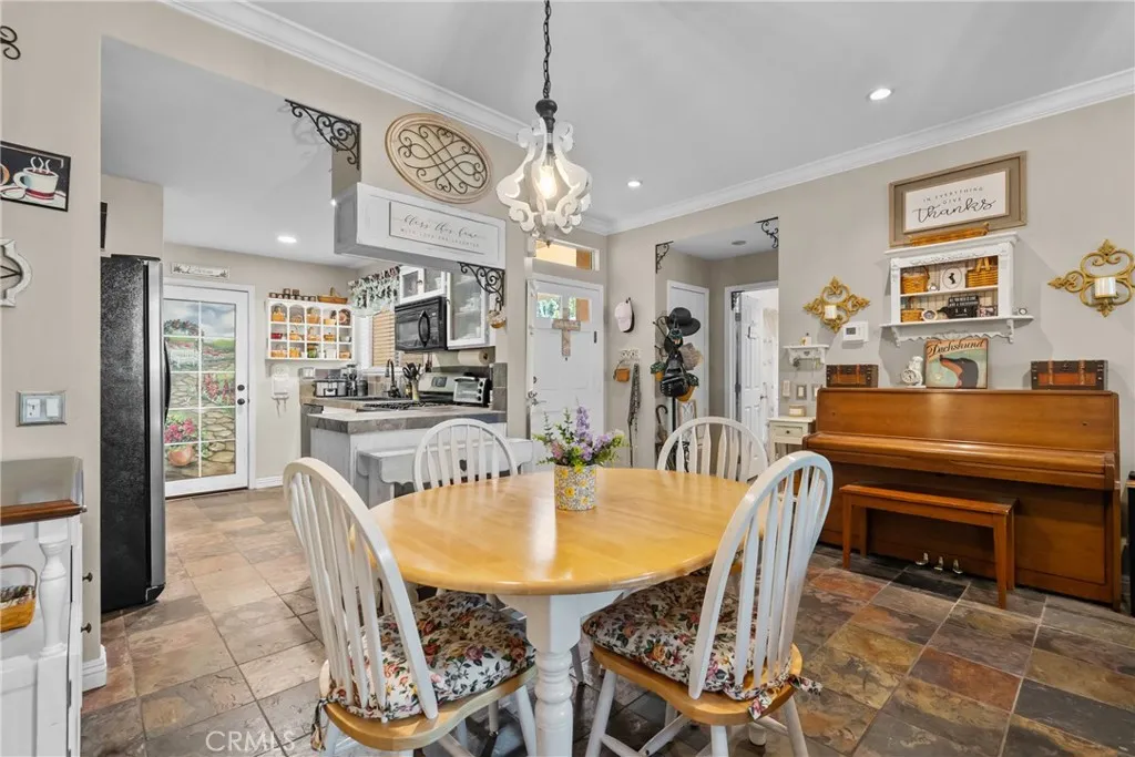 Additional image 8 of 24029 Arroyo Park Drive Unit 7, Valencia, CA 91355