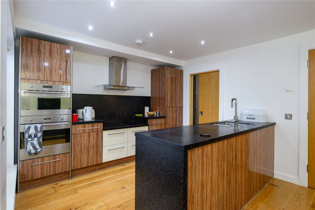 Additional image 5 of 3 bed flat for saleNew Park Place, St. Andrews, Fife KY16