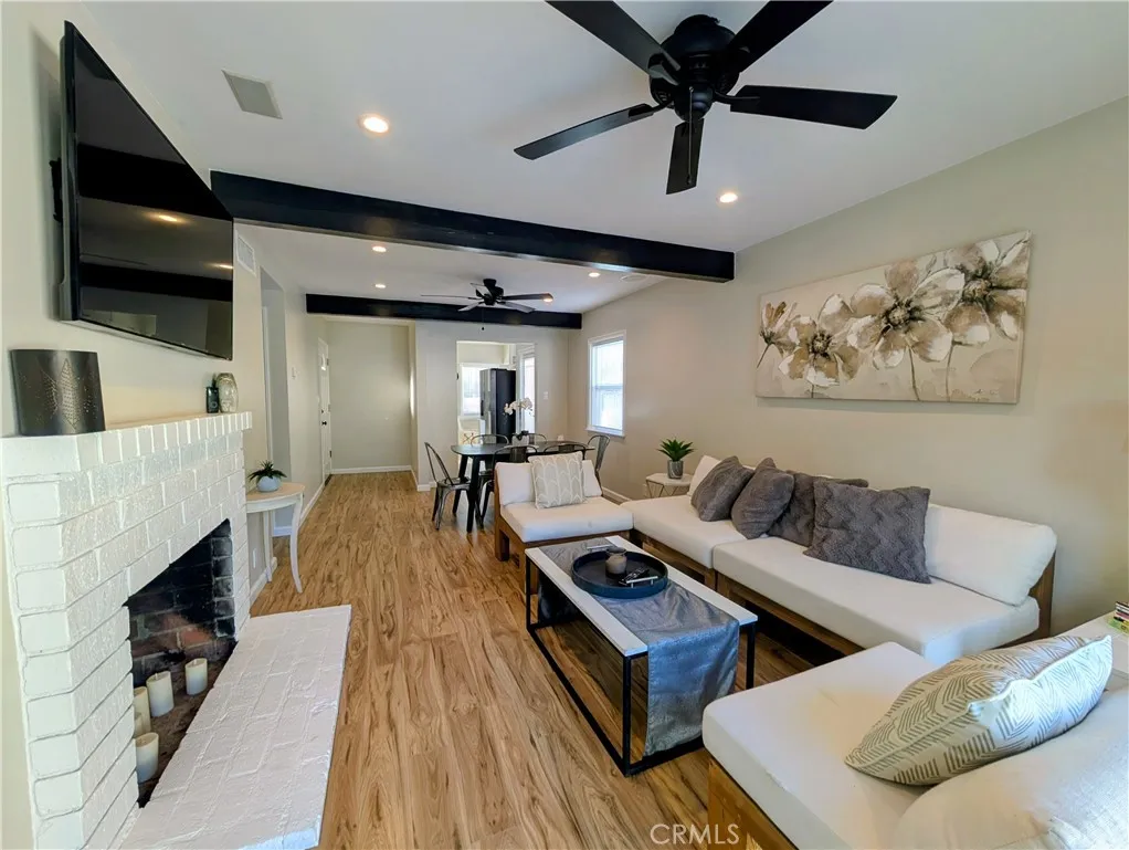 Additional image 39 of 23130 Victory Blvd, Woodland Hills, CA 91367