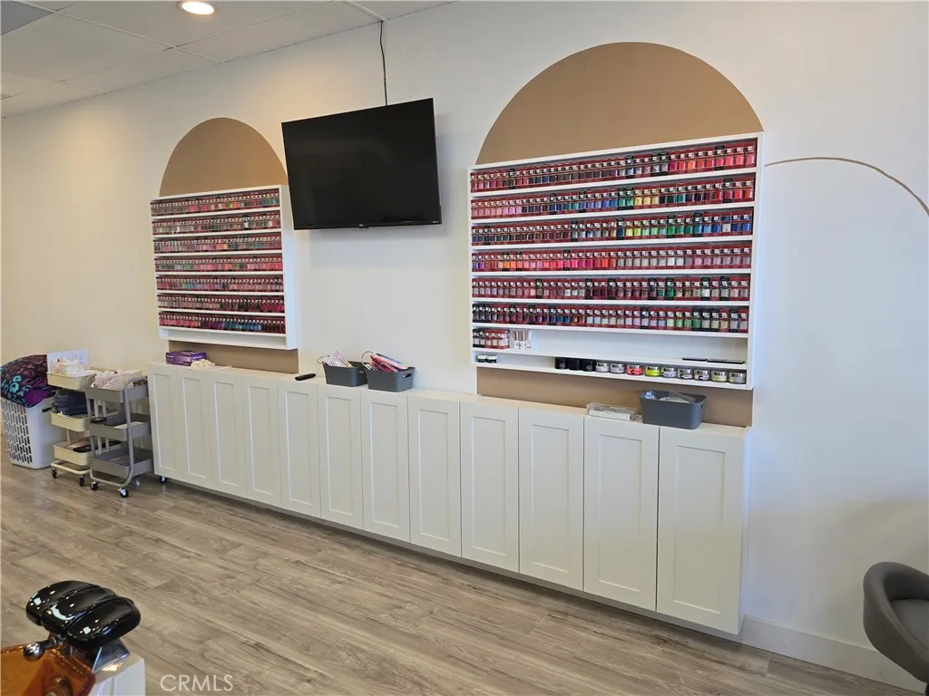 Additional image 2 of 2168 W Broadway, Anaheim, CA 92804