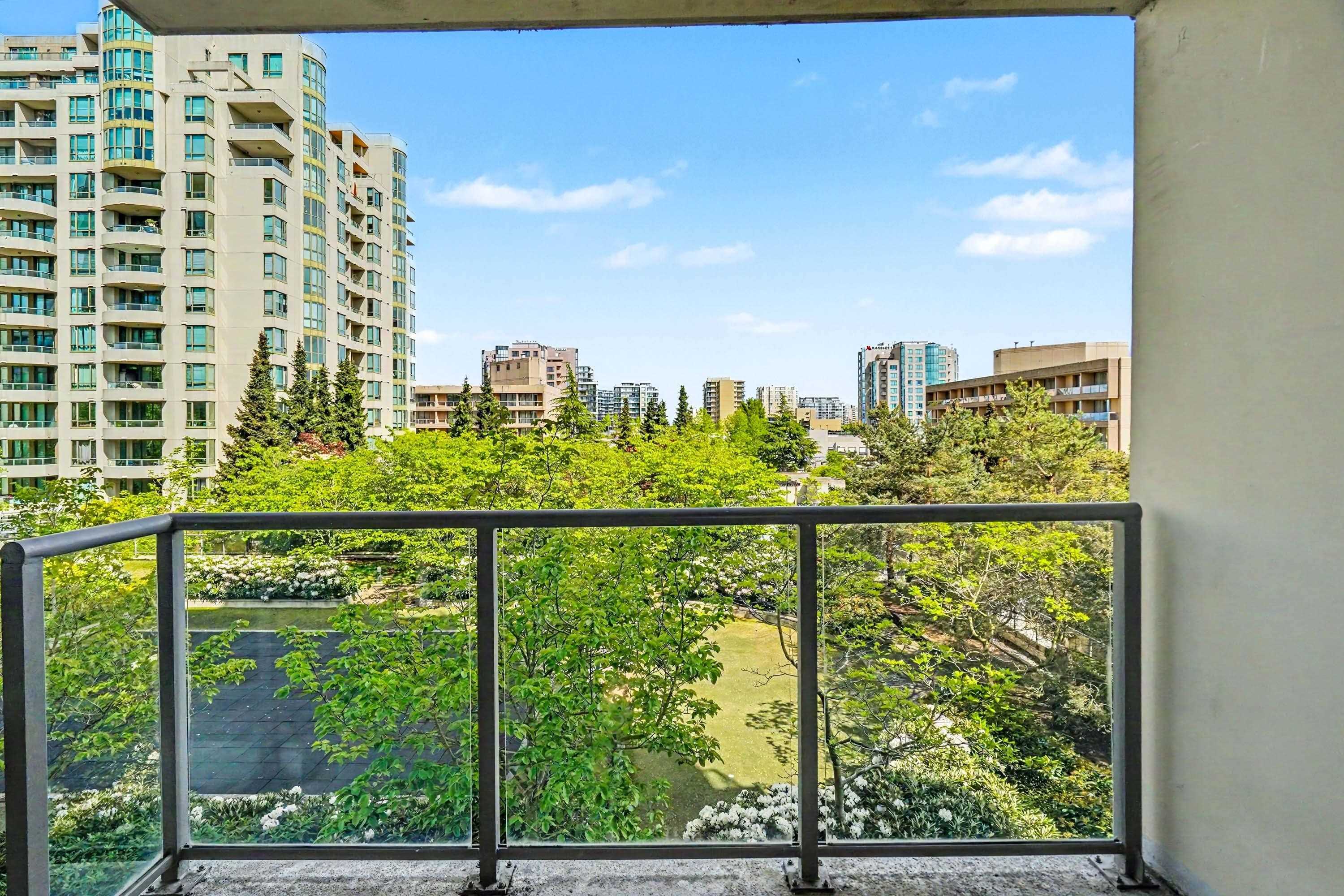 Additional image 5 of 702-6888 Alderbridge Way, Richmond, BC, V8B 0L8