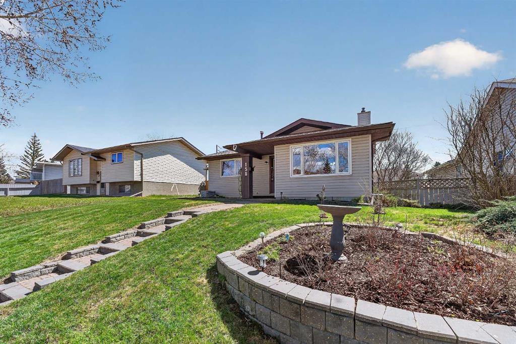 Additional image 3 of 158 Ranch Glen Drive NW, Calgary, AB, T3G 1E8