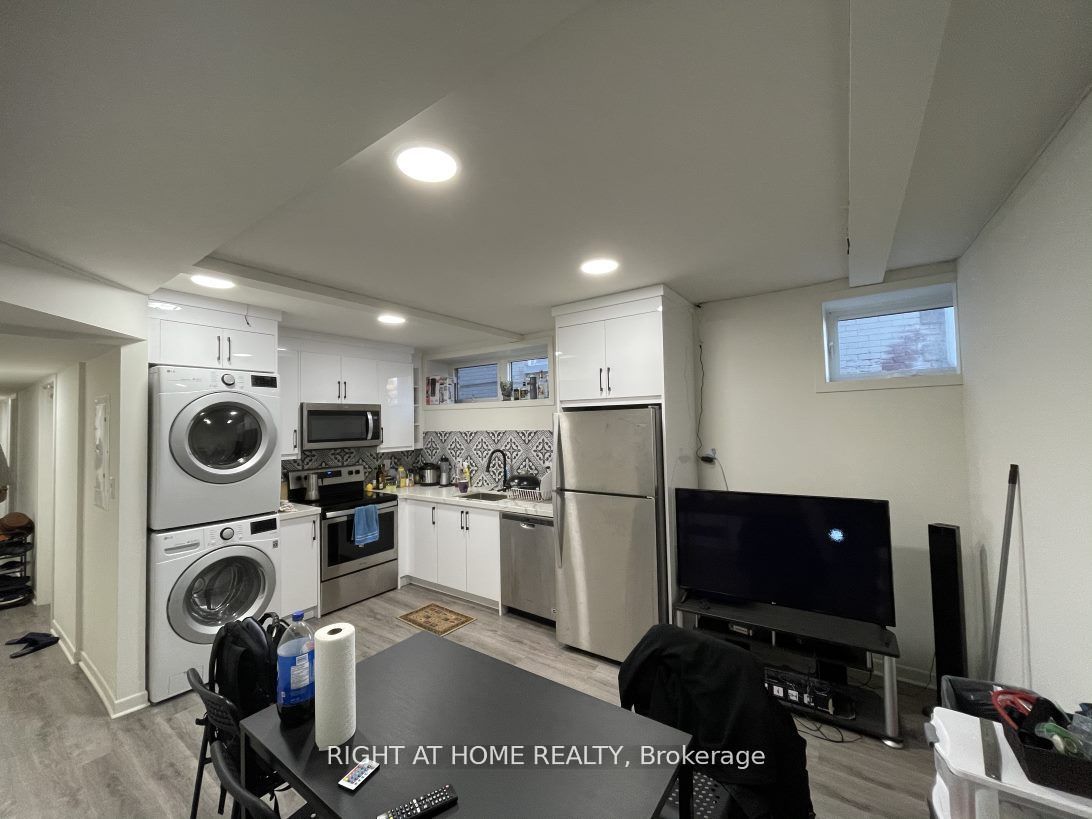 Additional image 2 of 1-1258 Broadview Avenue, Toronto, ON, M4K 2T4