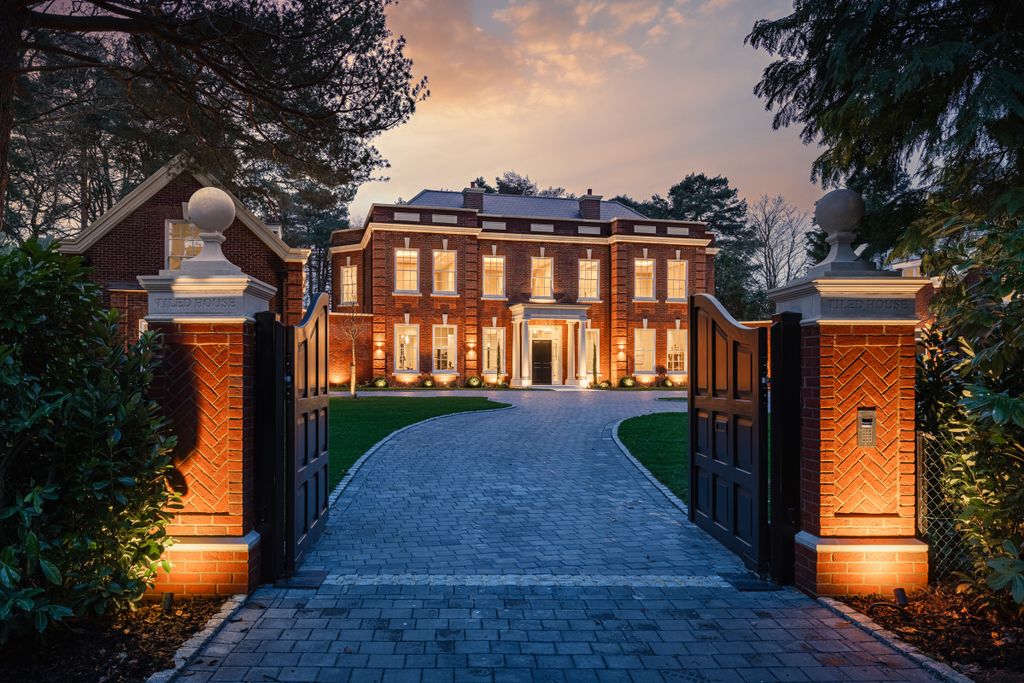 Additional image 27 of 6 bed property for saleEast Road, St George’S Hill, Surrey KT13