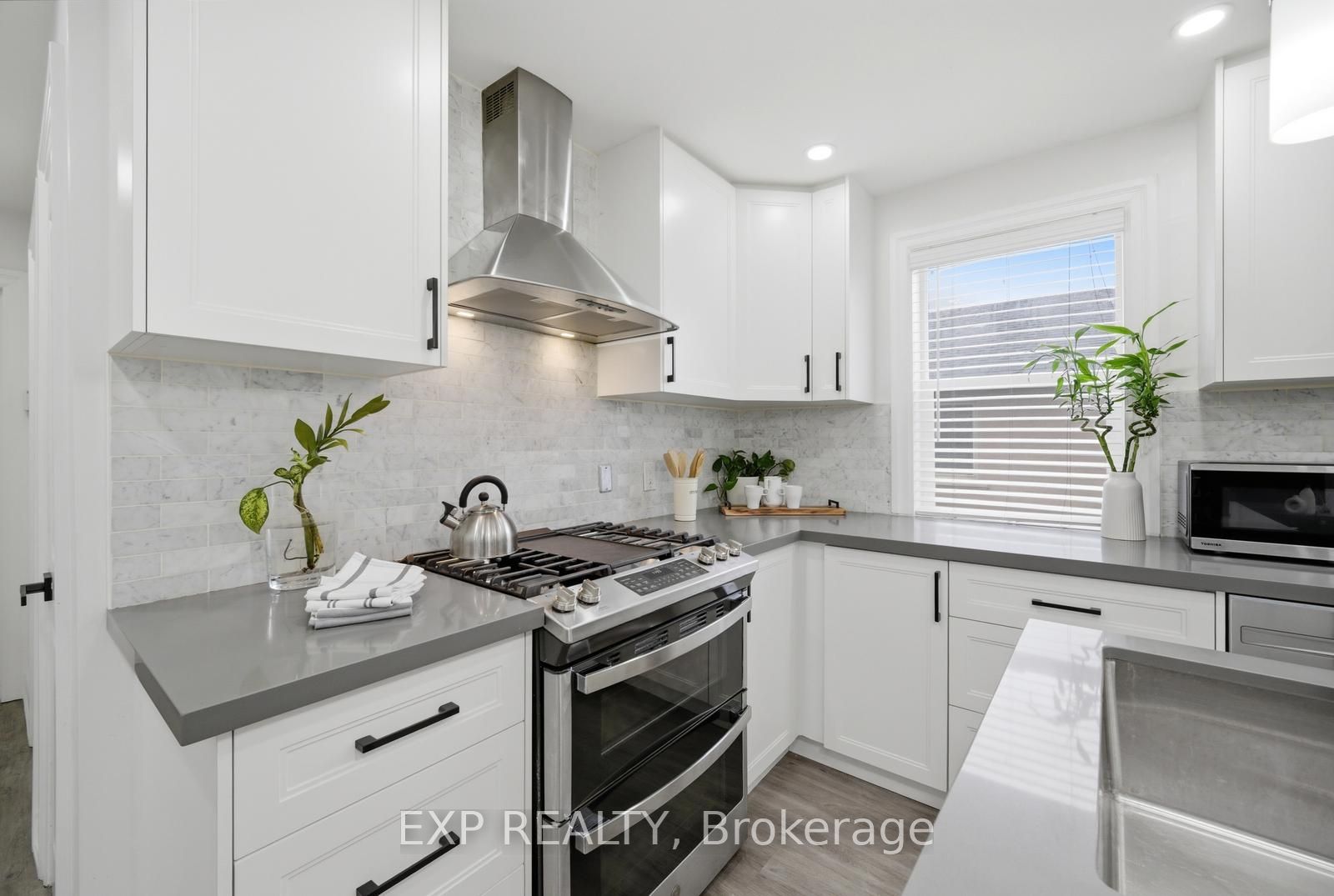 Additional image 6 of 355 Culford Road, Toronto, ON, M6L 2V8