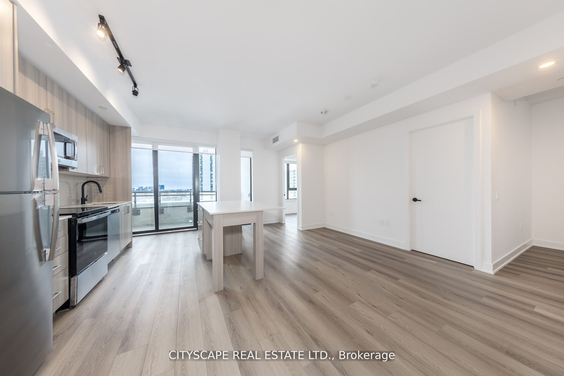Additional image 5 of 805-758 Dovercourt Road W, Toronto, ON, M6H 1L8