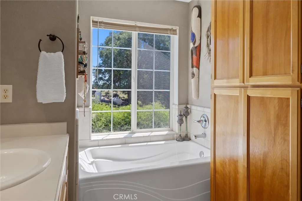 Additional image 38 of 5535 Janine Way, Corning, CA 96021