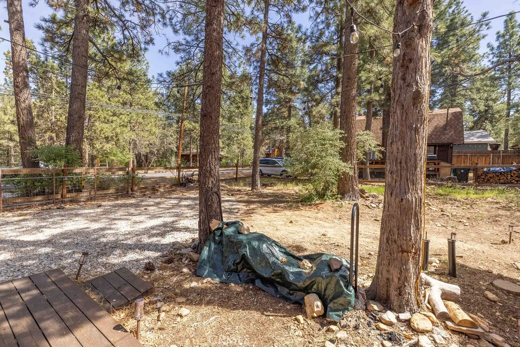 212 Moreno Ave, Sugarloaf, CA 92386