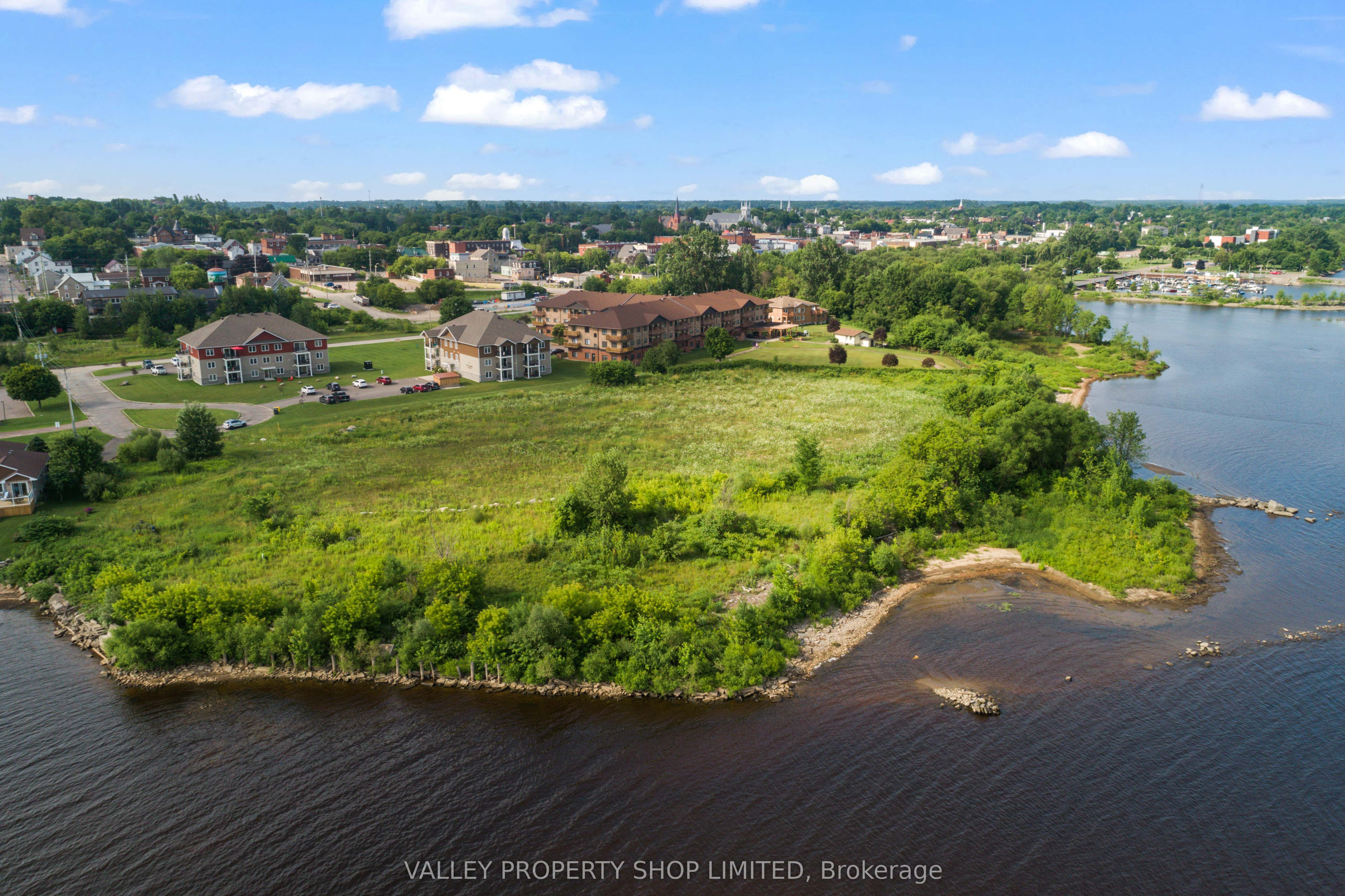 00 Maple Avenue N, Pembroke, ON, K8A 1M1