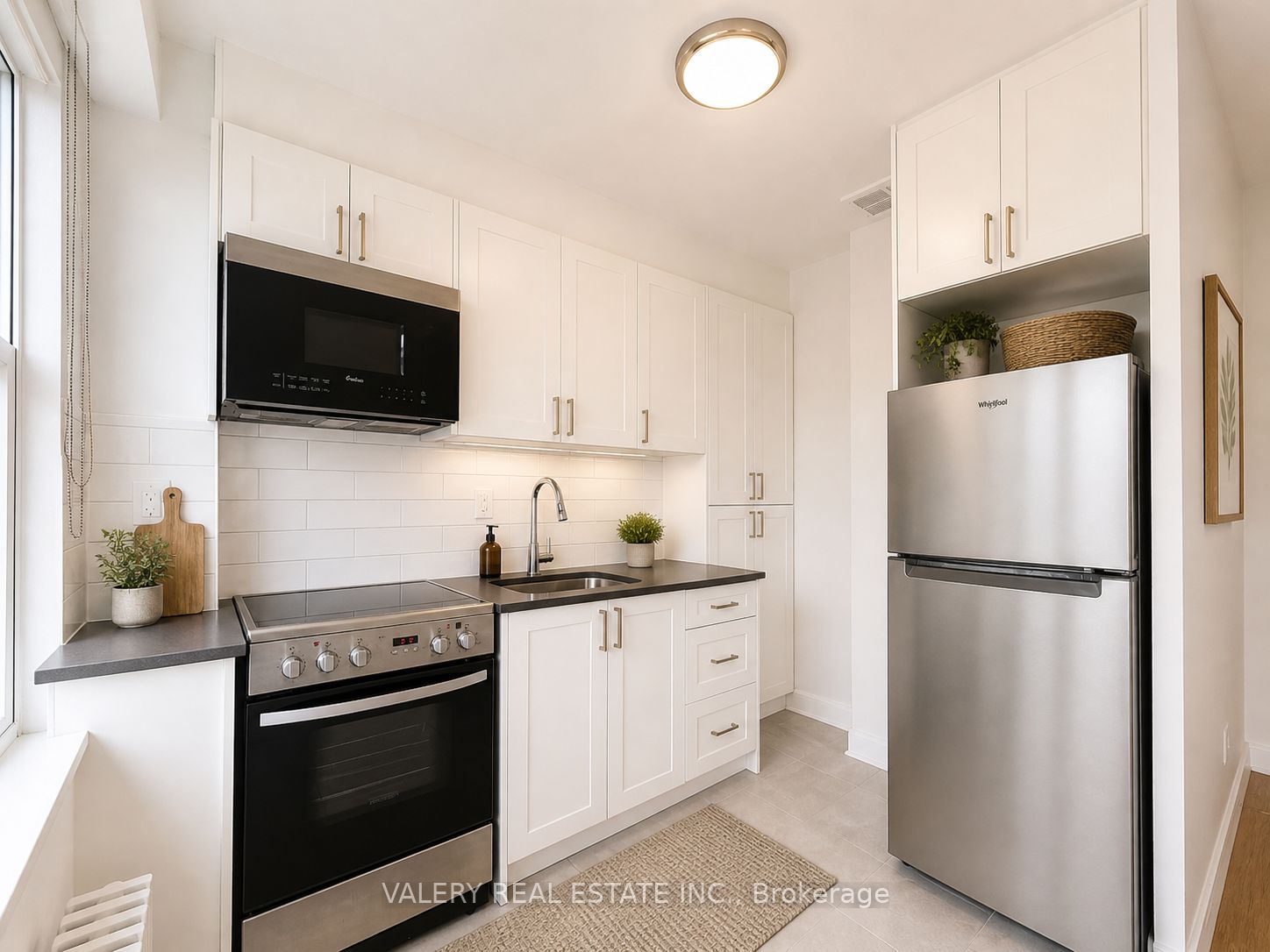 Additional image 3 of 608-161 St. George Street, Toronto, ON, M5R 2M3