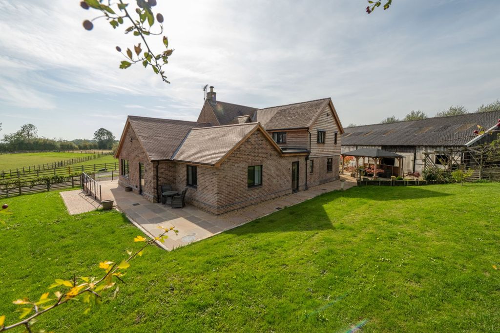 Additional image 5 of 4 bed equestrian for saleCollege Farm Road, Belton In Rutland, Oakham, Rutland LE15