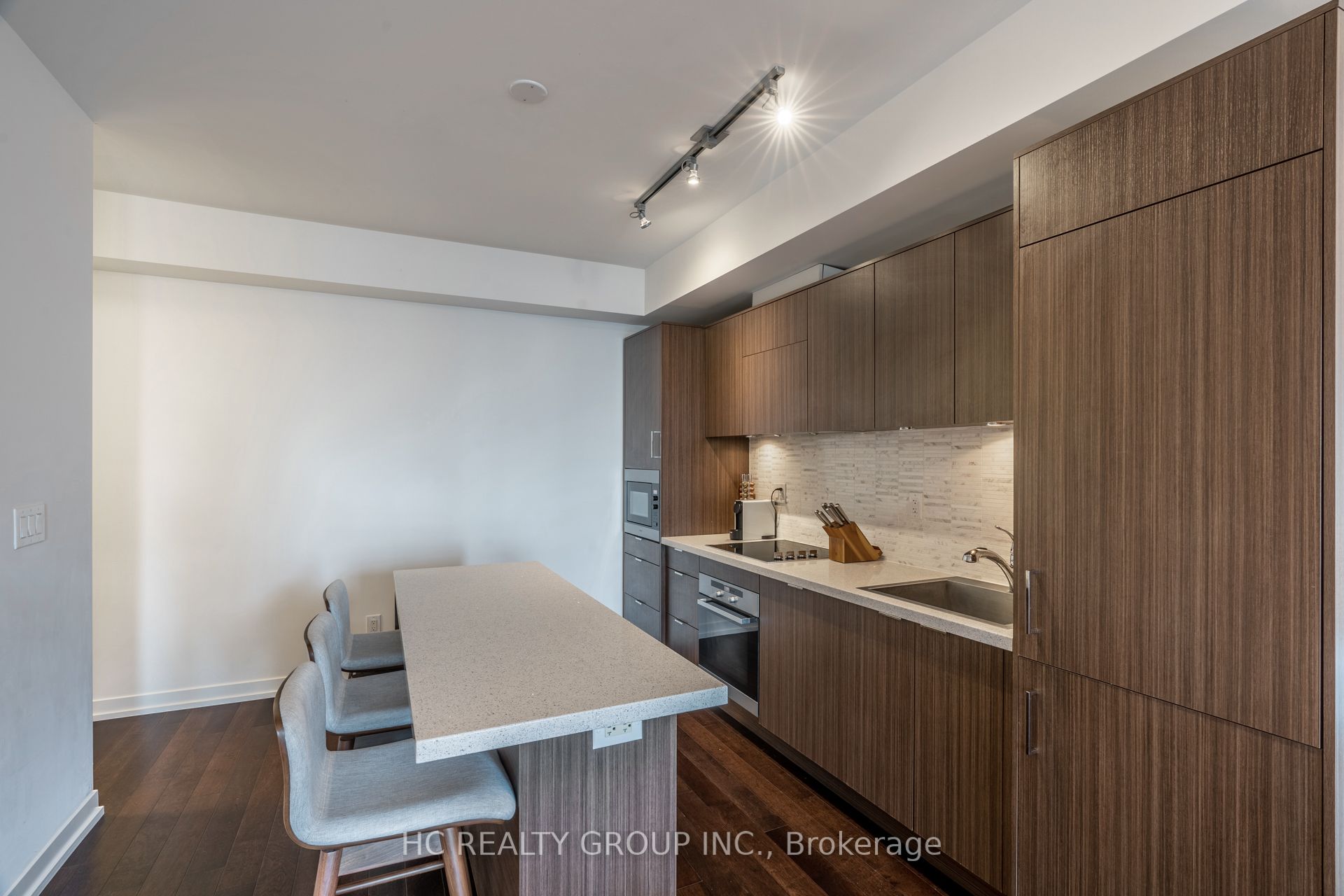 Additional image 6 of 2710-21 Widmer Street, Toronto, ON, M5V 0B8