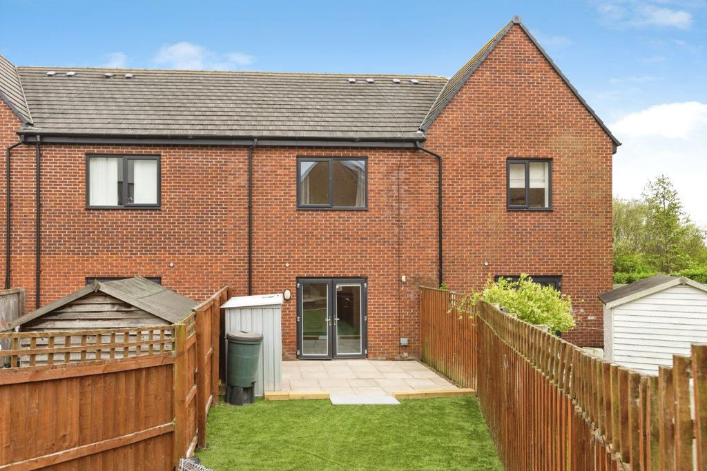 Additional image 13 of 2 bed terraced house for saleCurlew View, Pontefract WF9