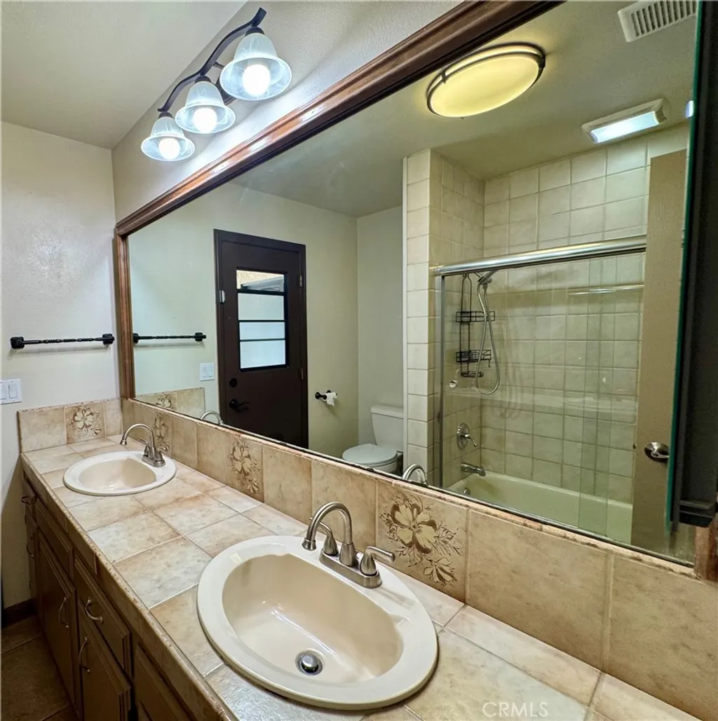 Additional image 21 of 41565 Thornton Ave, Hemet, CA 92544