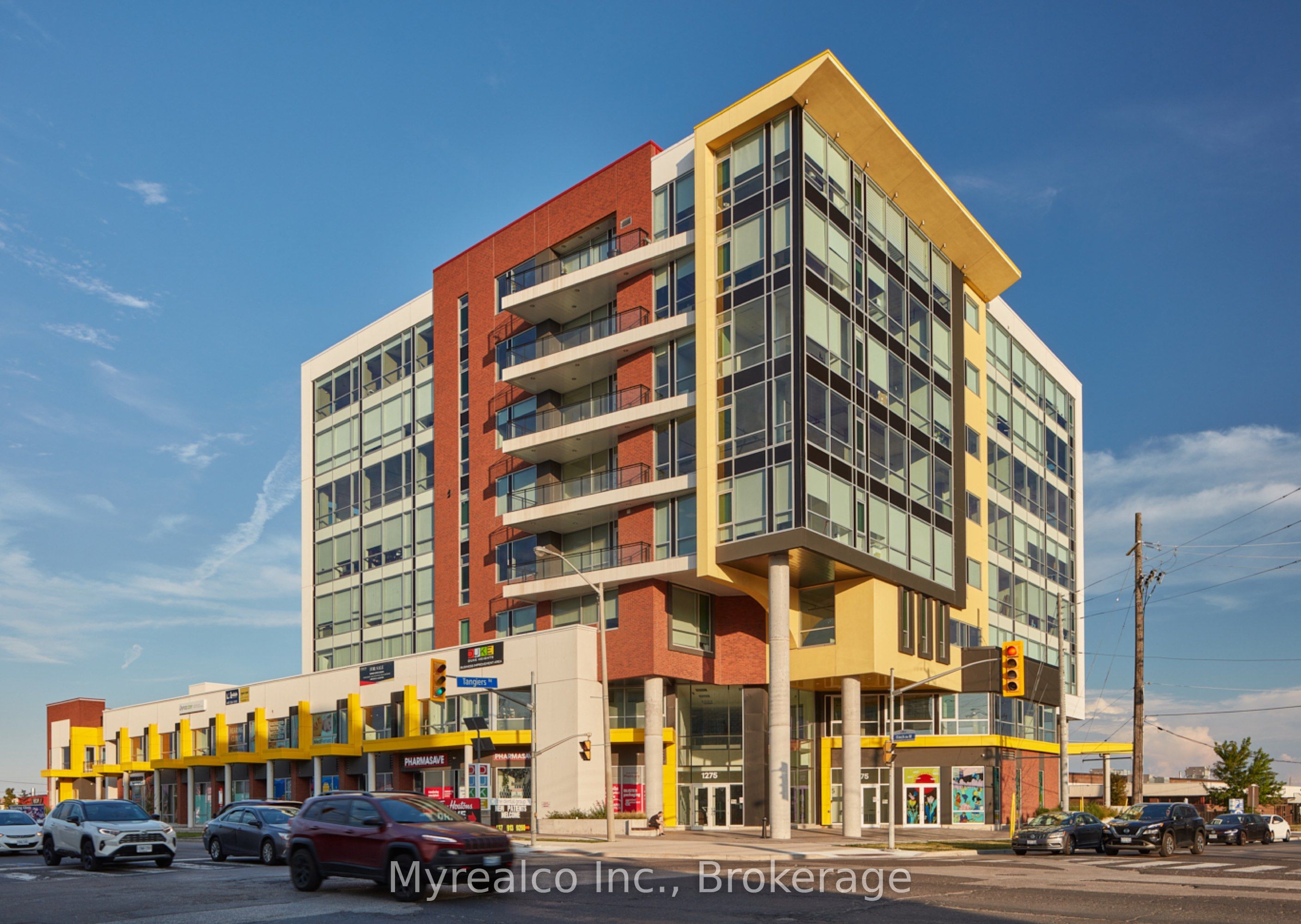 205-1275 Finch Avenue W, Toronto, ON, M3J 0L5